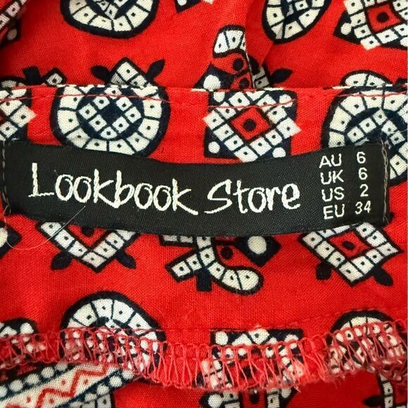 High Waist Bohemian Geo Red Shorts with Vibrant Patterns - Picture 3 of 5